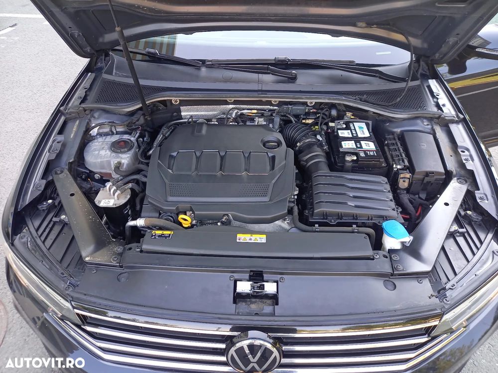 Volkswagen Passat - 24