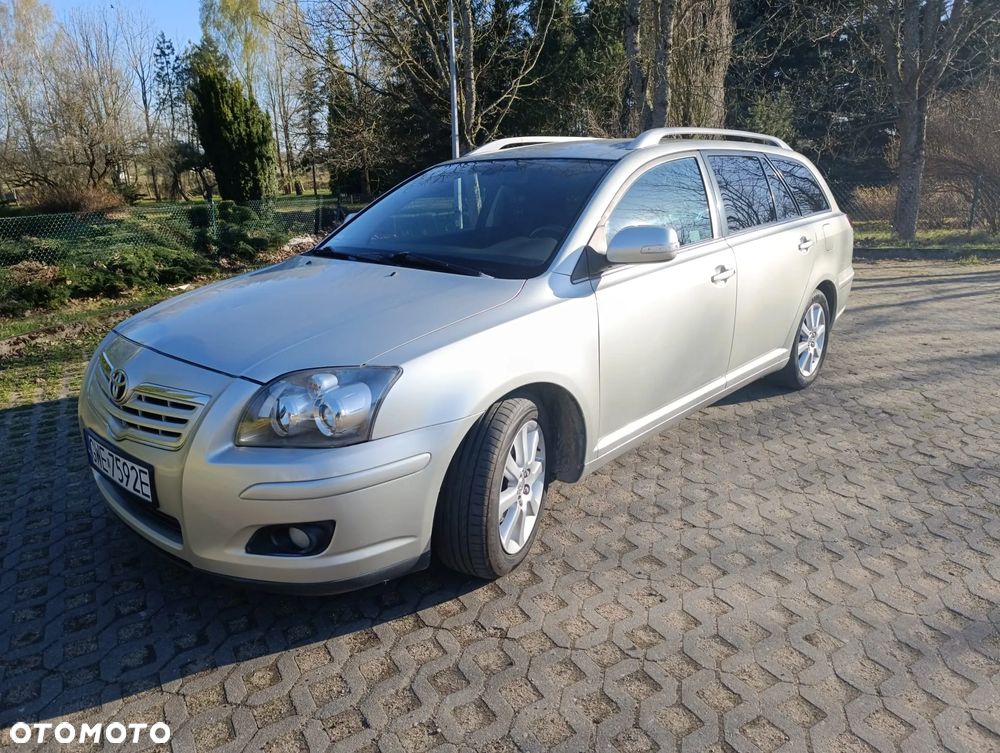 Toyota Avensis 1.8 VVT-i Sol - 12