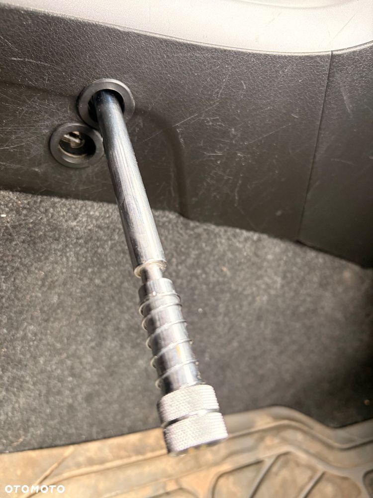 Suzuki Grand Vitara 1.6 Comfort - 10