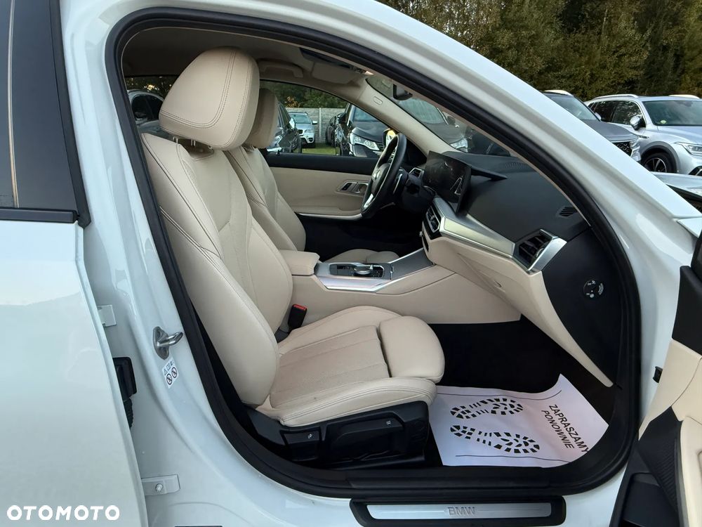 BMW Seria 3 - 33