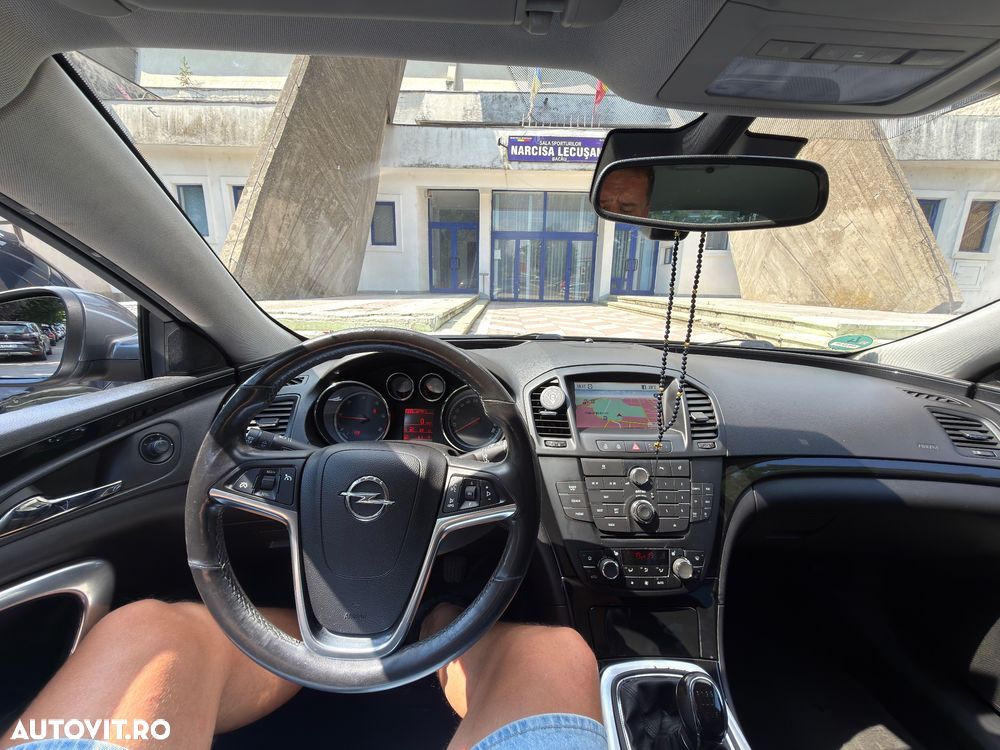 Opel Insignia 2.0 CDTI Sport - 11