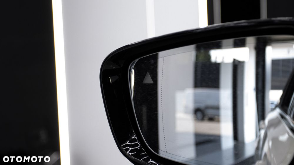 BMW Seria 3 320i Sport Line - 13