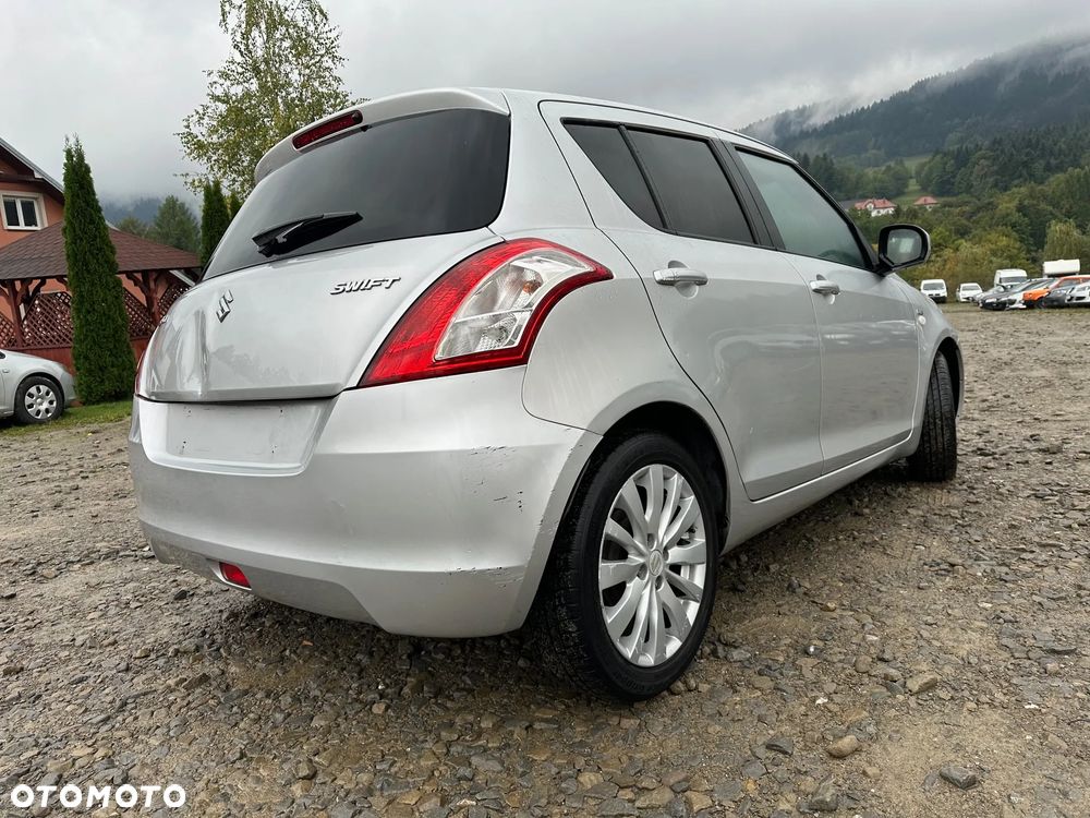 Suzuki Swift 1.3 DDiS 16v GLX DPF - 7