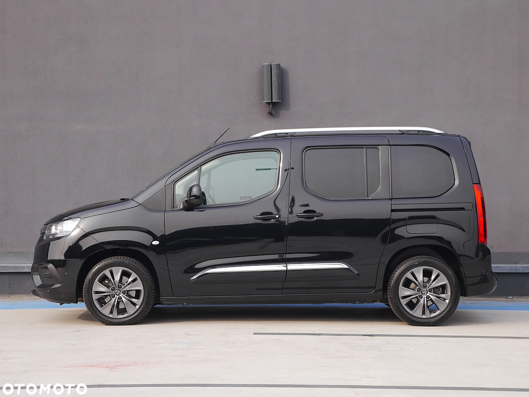 Toyota Proace City Verso 1.5 D-4D Business - 6