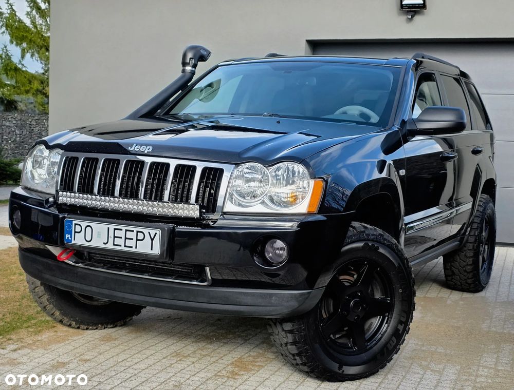 Jeep Grand Cherokee - 26