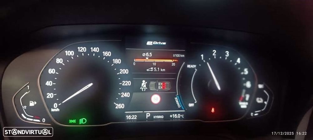 BMW 330 e Aut. Advantage - 38