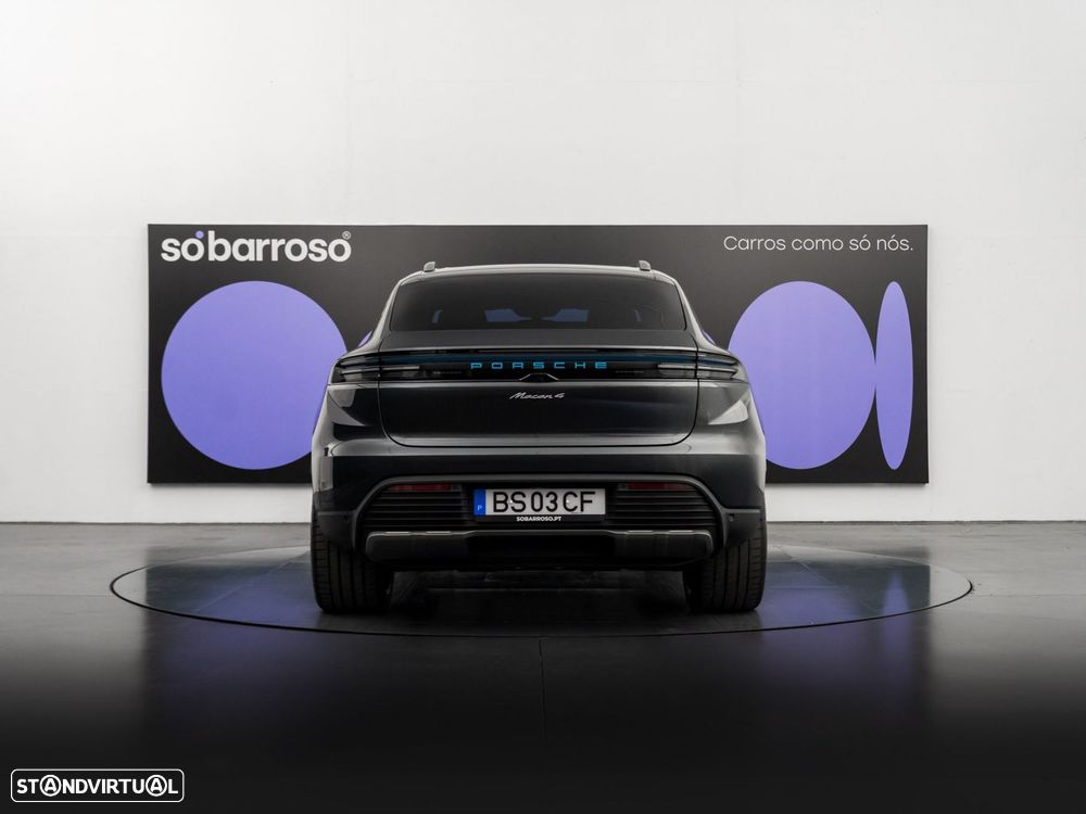 Porsche Macan Electric 4 - 5