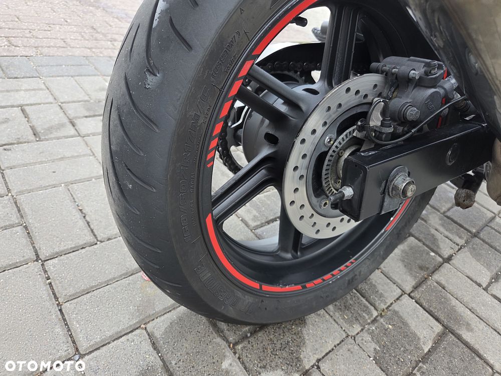 Honda CBF - 22