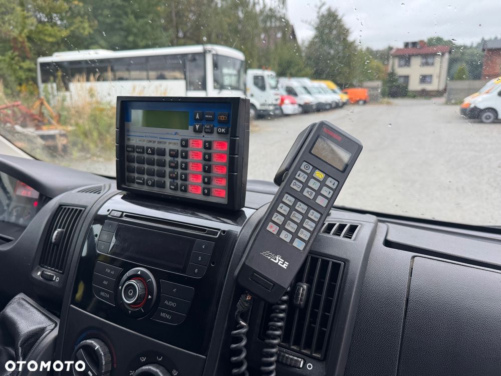Citroën JUMPER L3H2 Maxi 2012 r. Oswietlenie Roboty drogowe Mobilny Serwis I właściciel WEBASTO - 15
