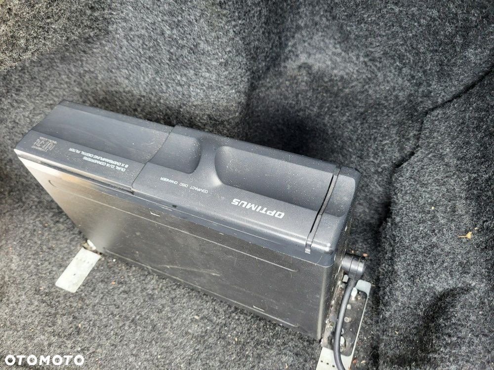 Cadillac Seville - 34