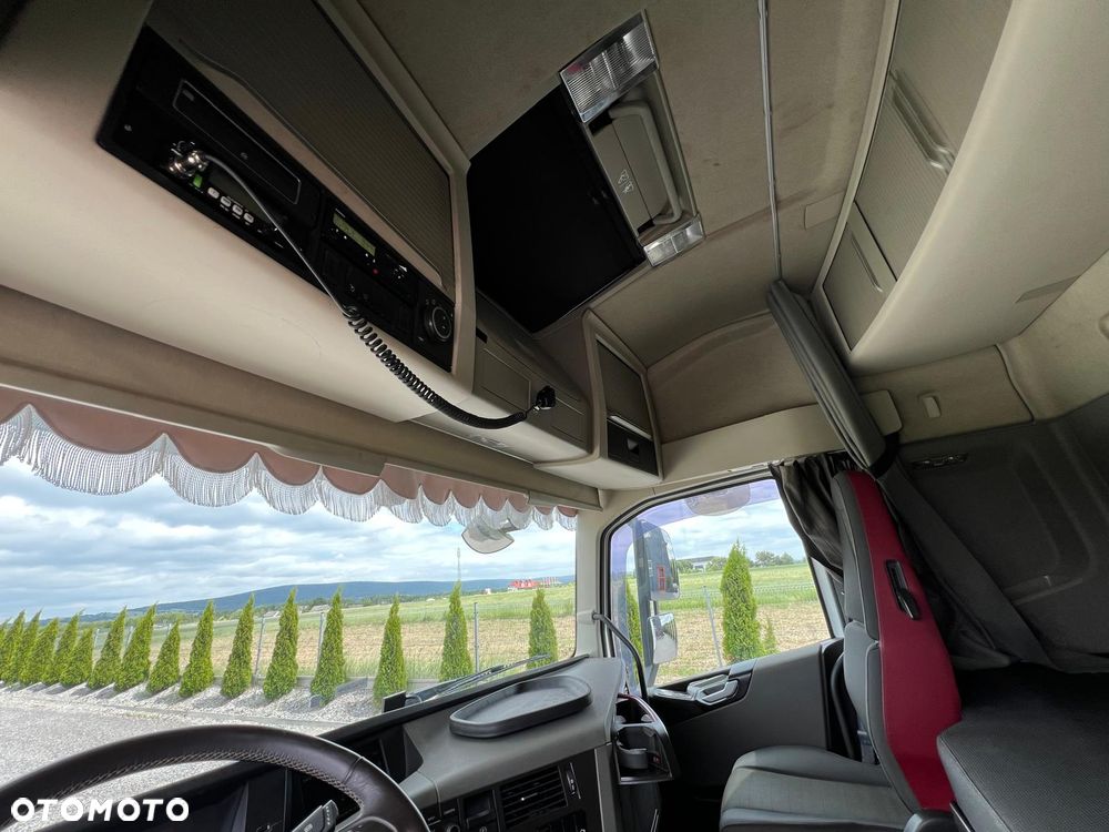 Volvo FH 500 / 6X4 / RETARDER / GLOBETROTTER XL / PEŁEN SERWIS / TOP - 24