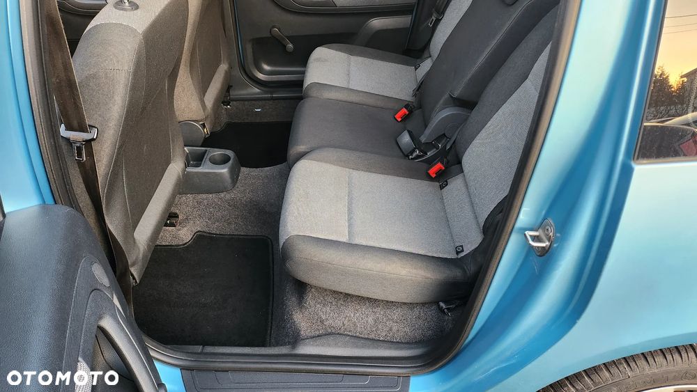 Skoda Roomster 1.2 TSI FAMILY - 9