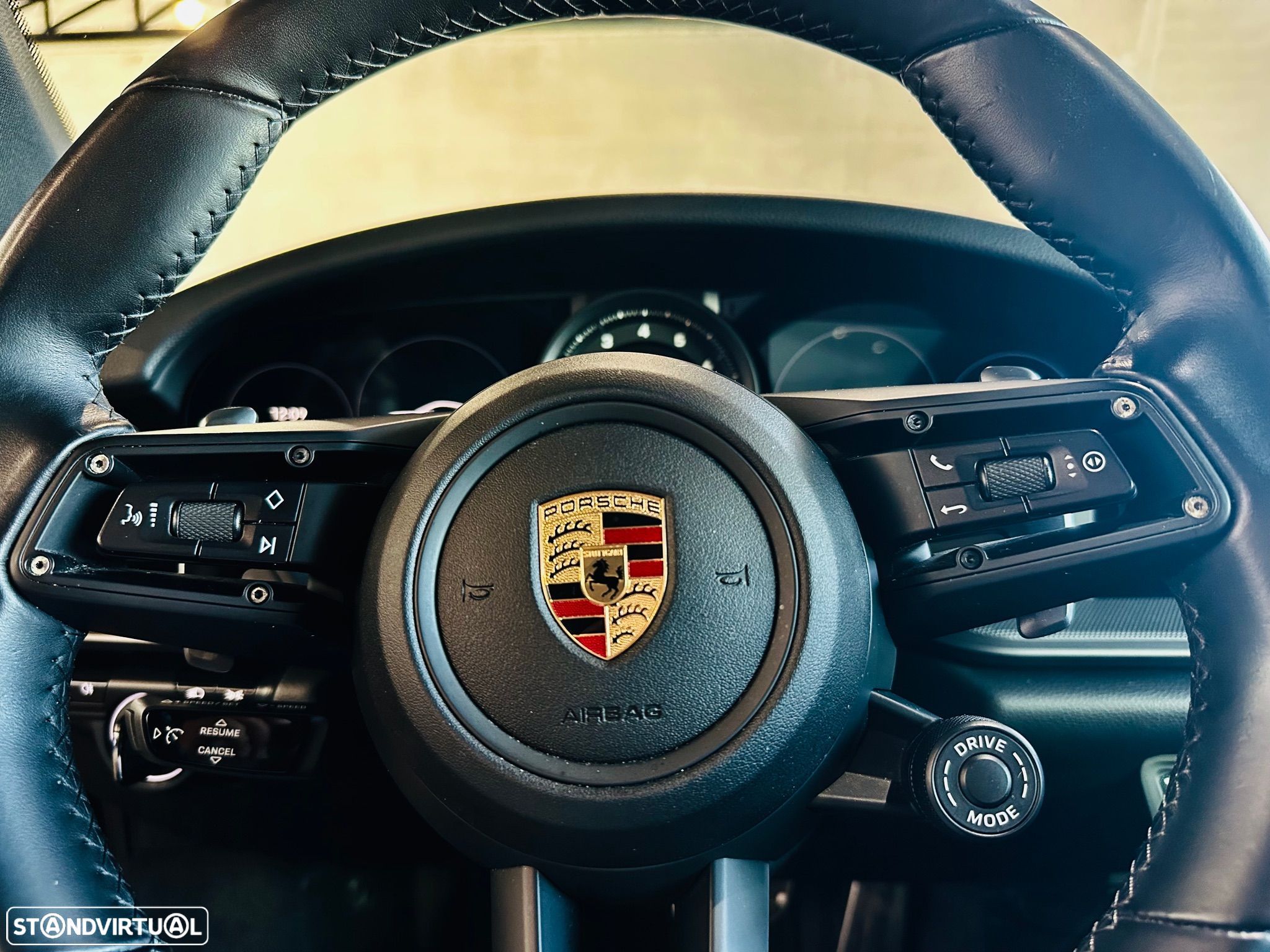 Porsche 911 Série F - 27