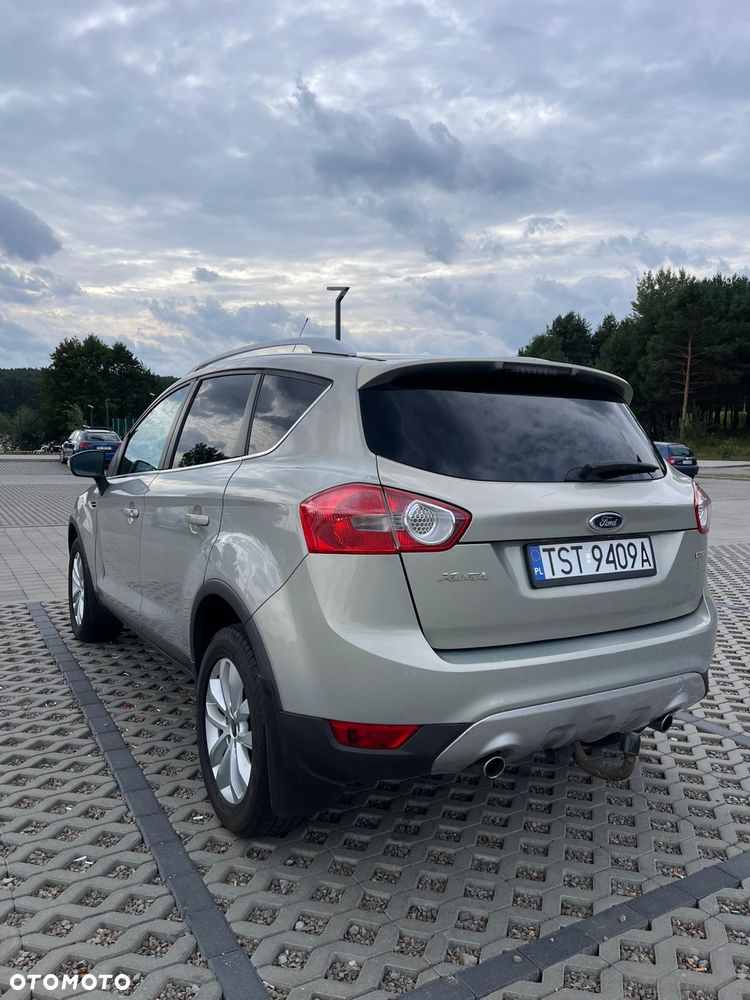 Ford Kuga 2.0 TDCi 4x4 Titanium - 6