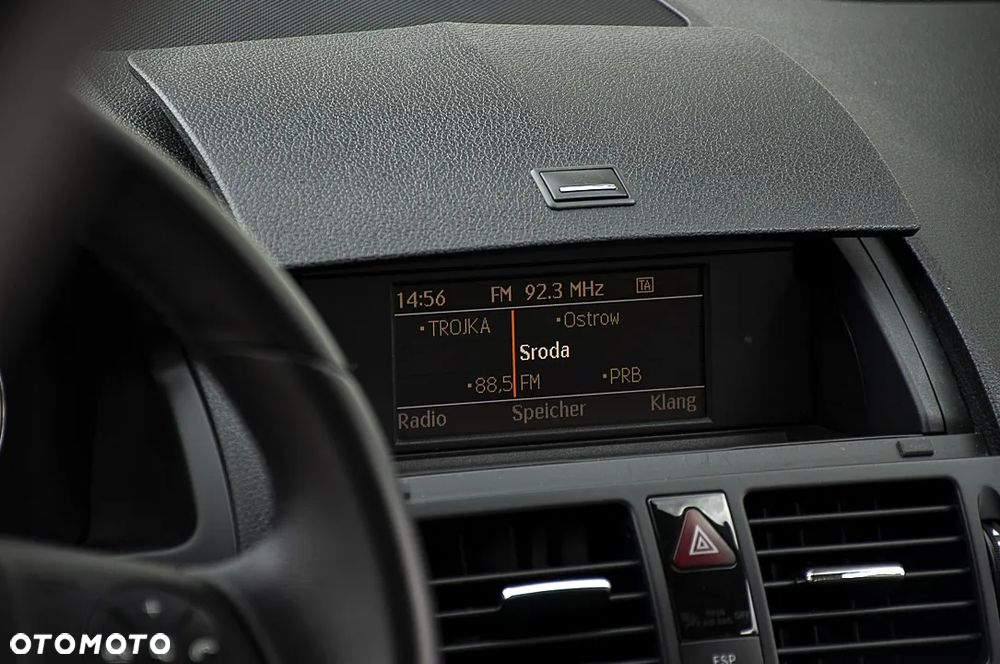 Mercedes-Benz Klasa C 180 Kompressor Elegance - 34