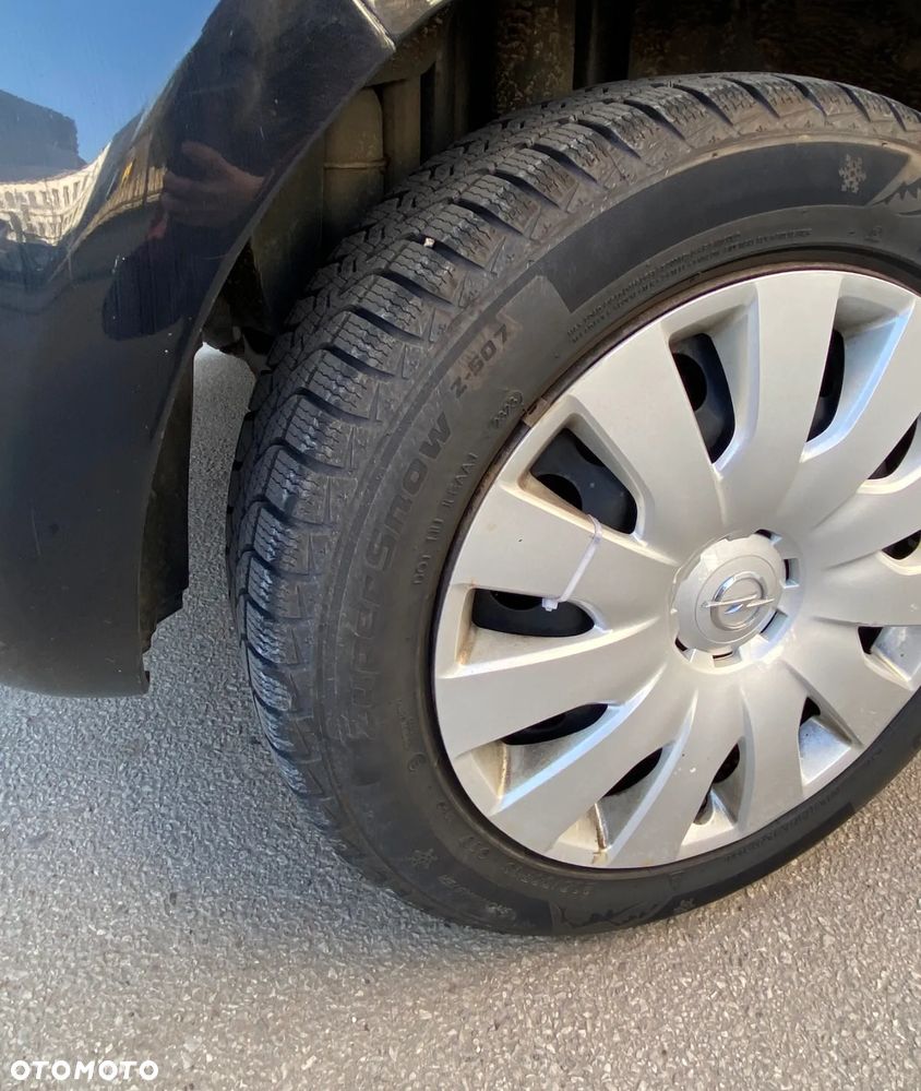 Opel Astra ver-1-4-turbo-cosmo - 13