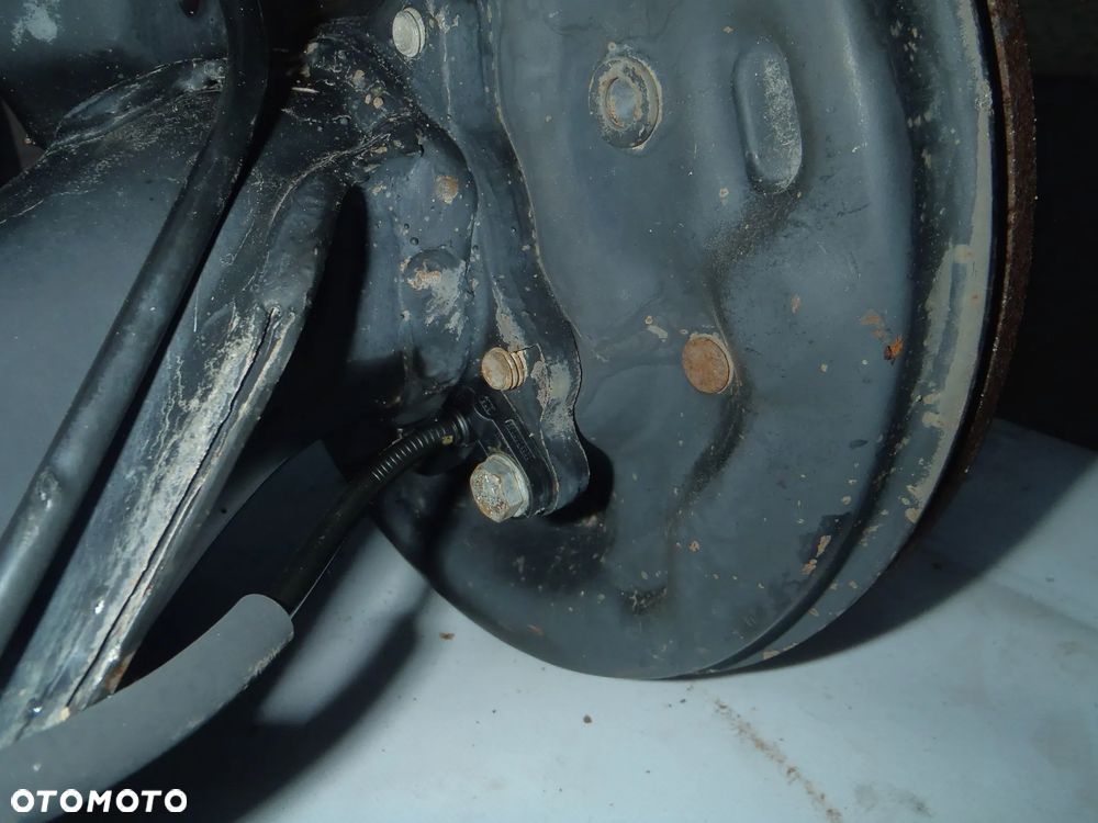 wahacz piasta czop cylinderek rozpierak szczęki bęben fiat seicento cinQecento pod abs nie malowany jak nowy 2010r fiat 600 - 2