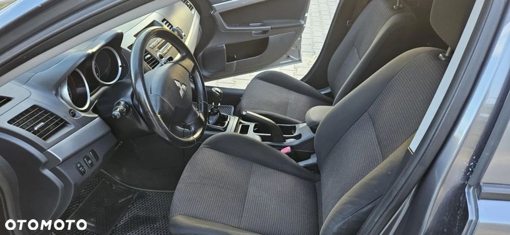 Mitsubishi Lancer 2.0 DID Inform - 18