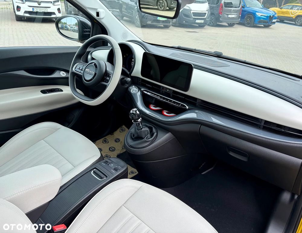 Fiat 500 1.0 GSE La Prima - 11