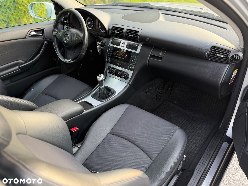 Mercedes-Benz CLC 180 Kompressor Special Edition - 19