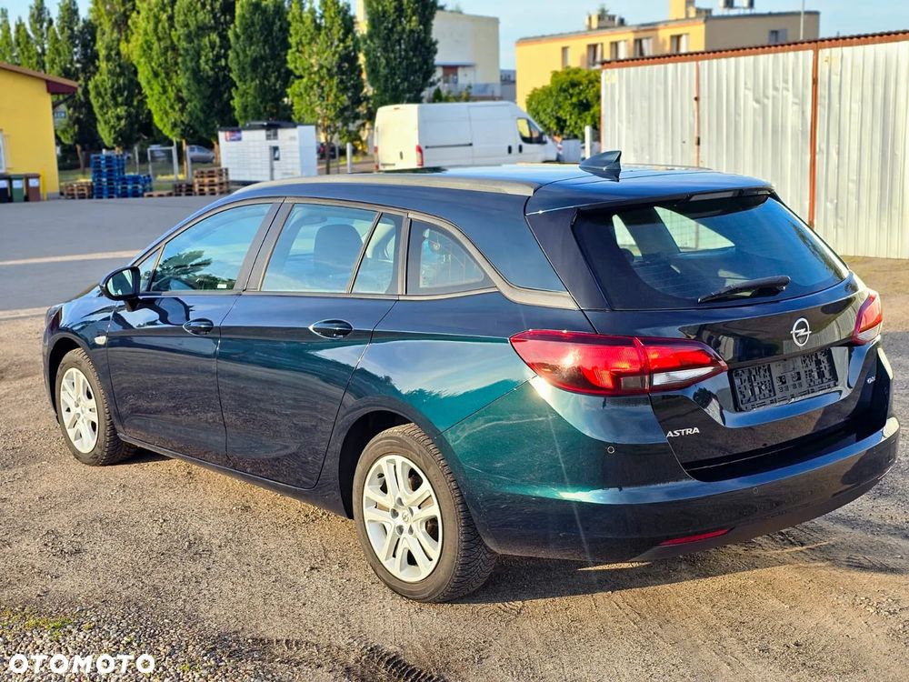Opel Astra - 16