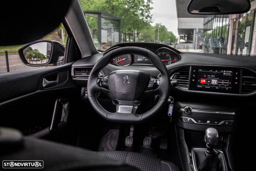 Peugeot 308 SW BlueHDi 130 Stop & Start Active - 30