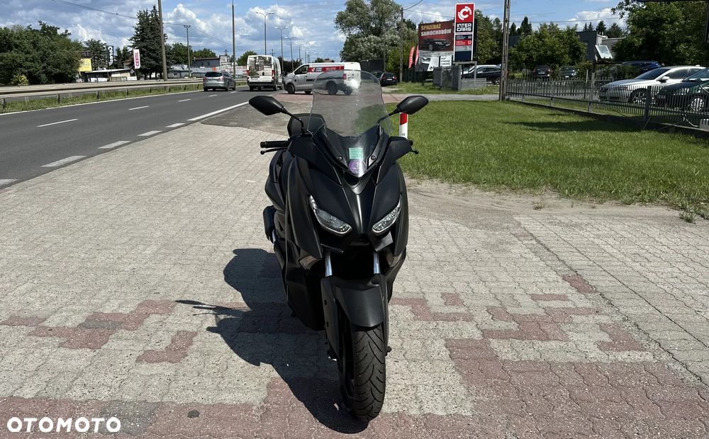 Yamaha X-max - 12