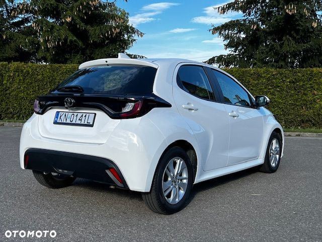 Toyota Yaris 2024 photo 4