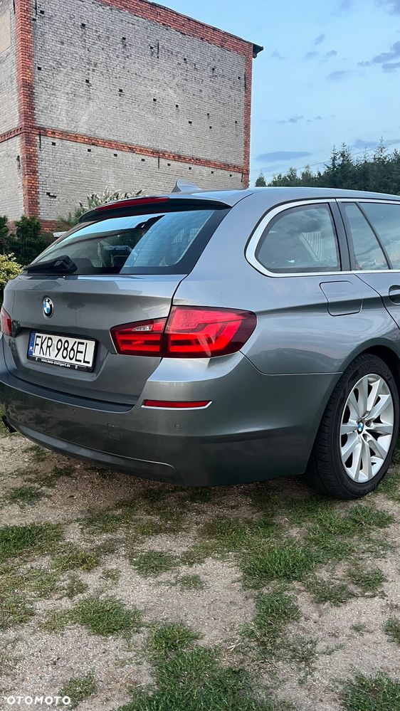 BMW Seria 5 525d - 10