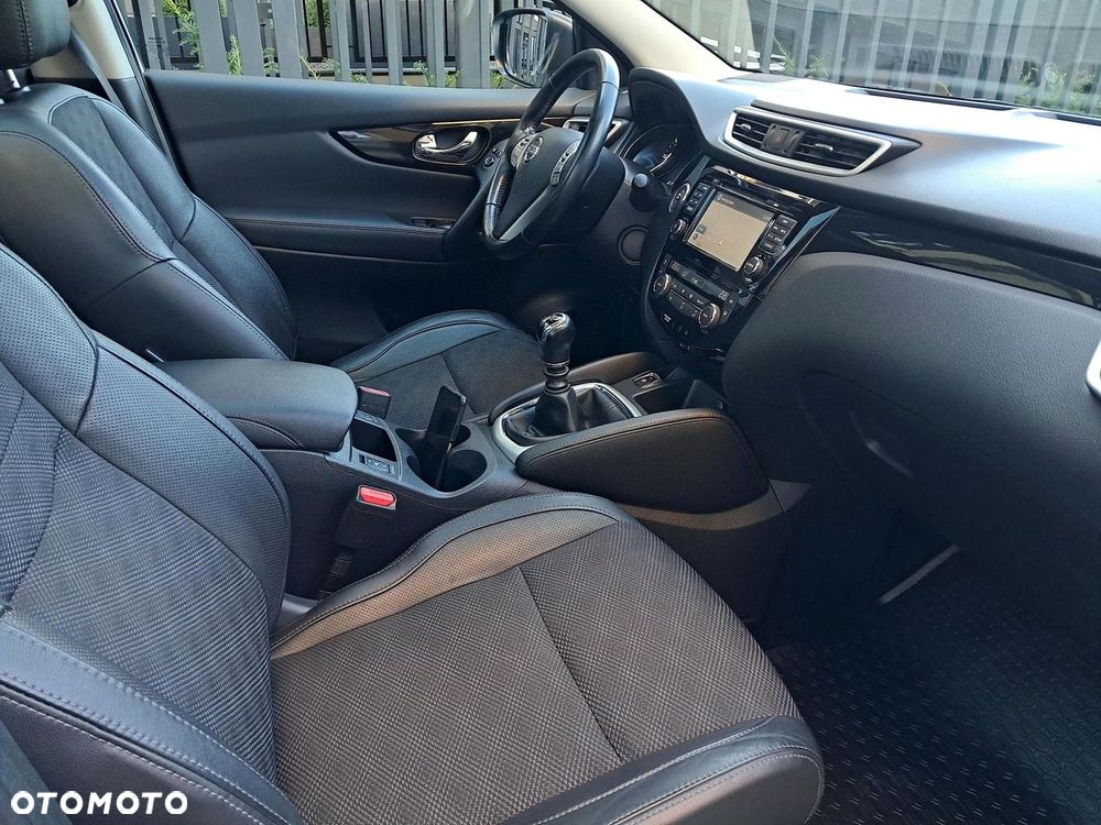 Nissan Qashqai 1.6 DCi 4x4 Tekna EU6 - 10