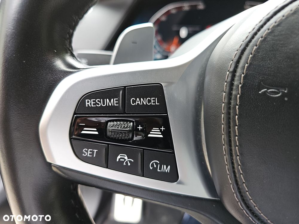 BMW X6 - 15