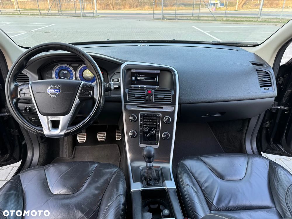 Volvo XC 60 D3 R-Design - 7