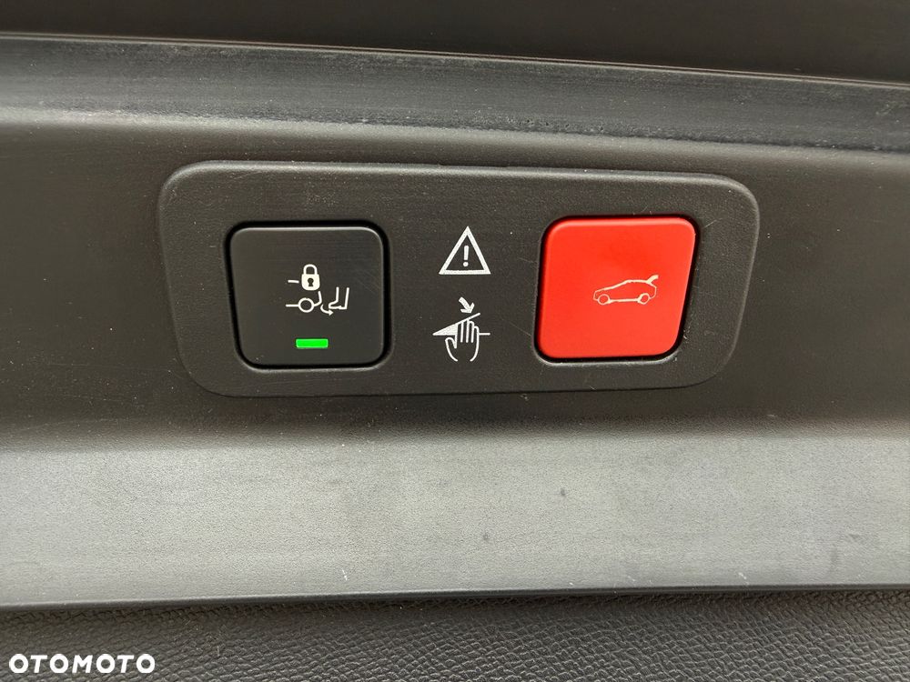 Peugeot 5008 BlueHDi 180 EAT8 GT Pack - 17