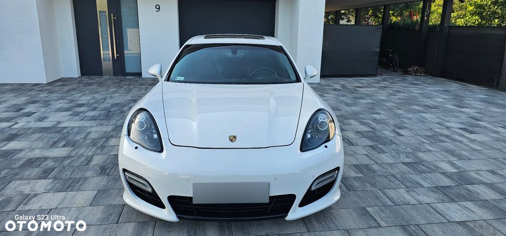 Porsche Panamera Turbo - 21