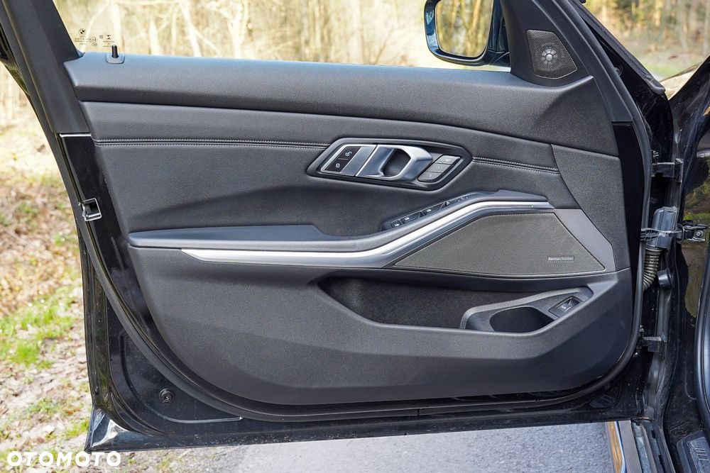 BMW Seria 3 - 21