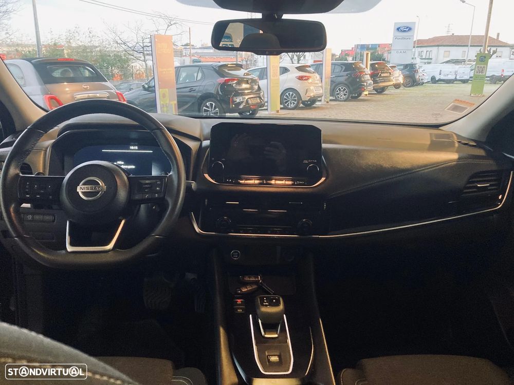 Nissan Qashqai 1.3 DIG-T N-Connecta Xtronic - 11