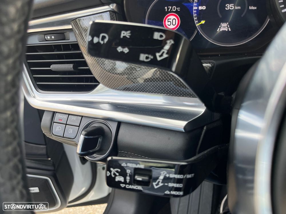 Porsche Panamera Sport Turismo - 34