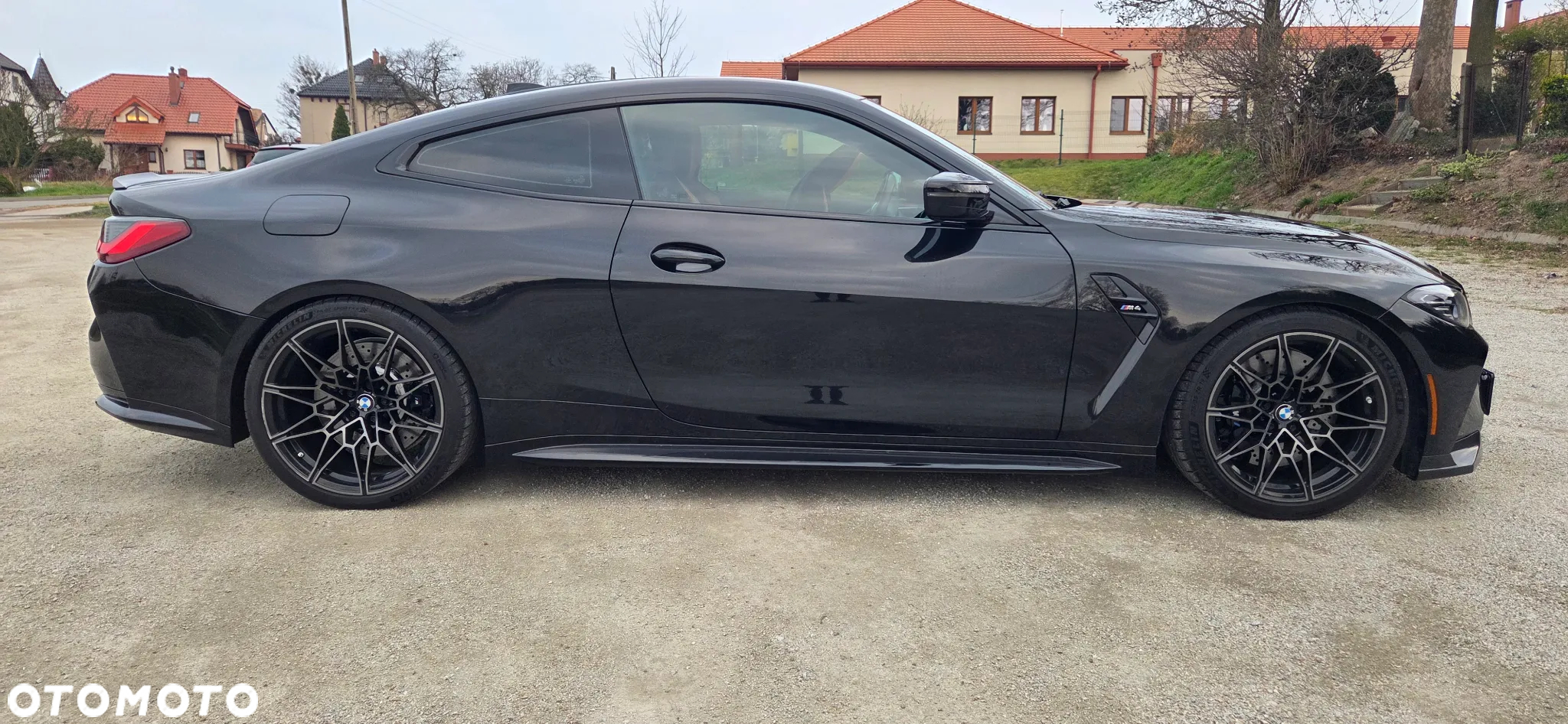BMW M4 Standard - 11