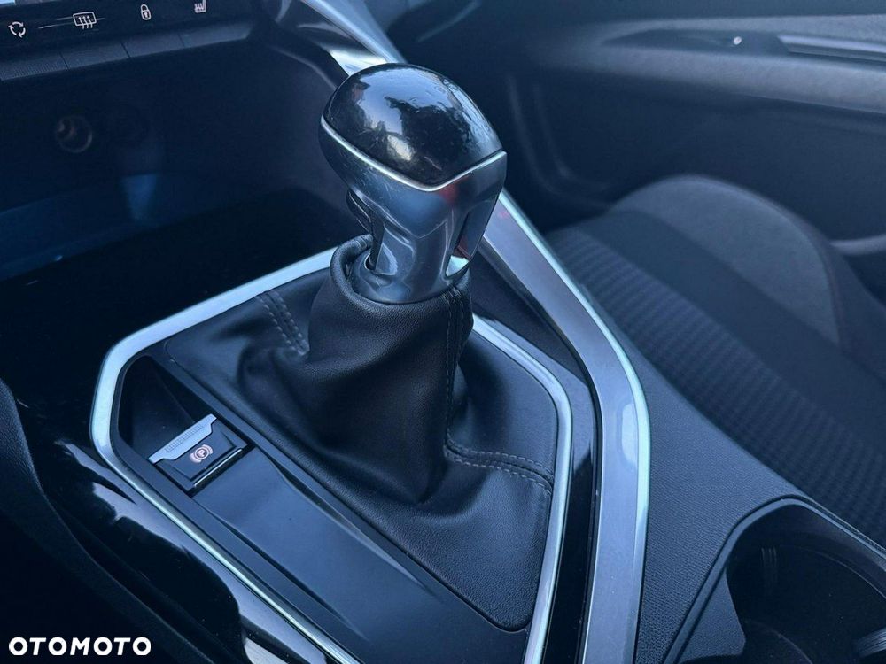 Peugeot 3008 - 26