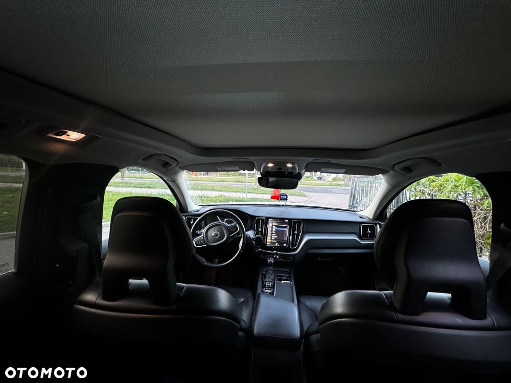 Volvo XC 60 T5 Geartronic Momentum - 9