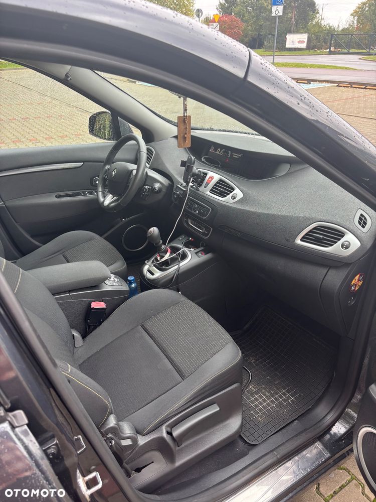 Renault Scenic dCi 130 FAP Dynamique - 9