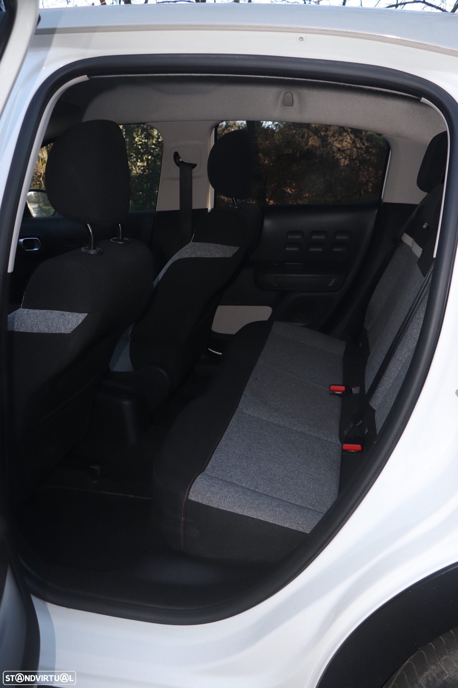 Citroën C3 1.2 PureTech Shine - 11