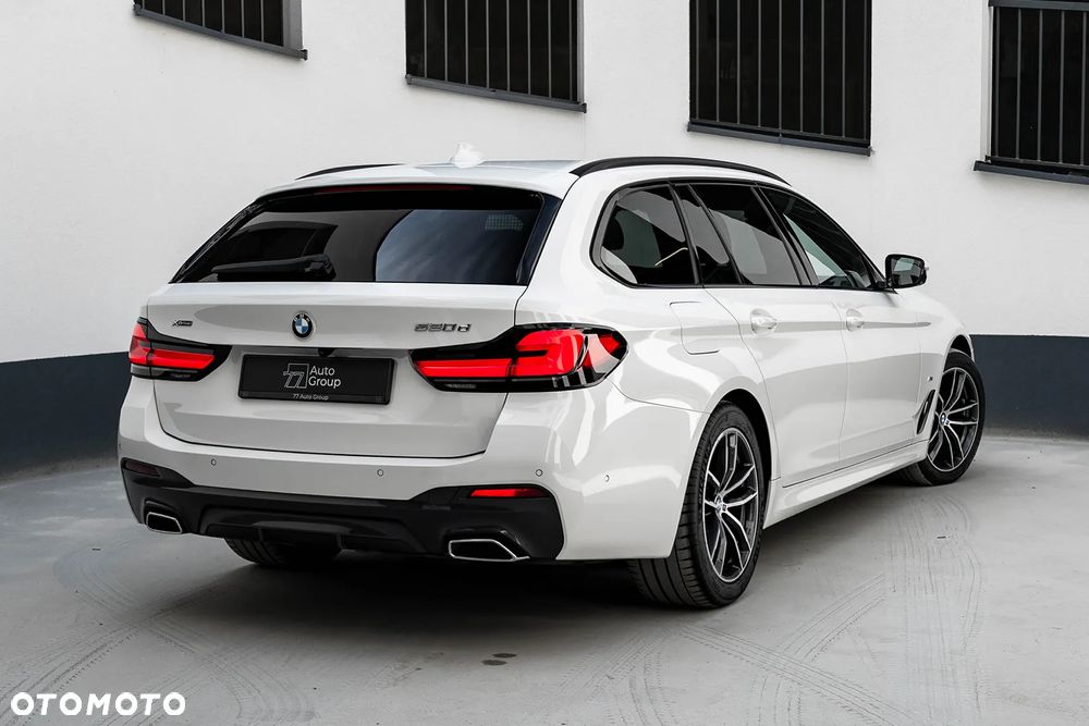 BMW Seria 5 520d xDrive mHEV M Sport sport - 3