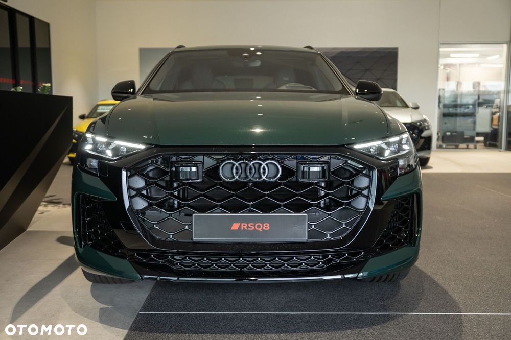 Audi RS Q8 - 2