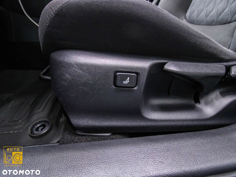 Toyota Corolla 1.6 Comfort - 28