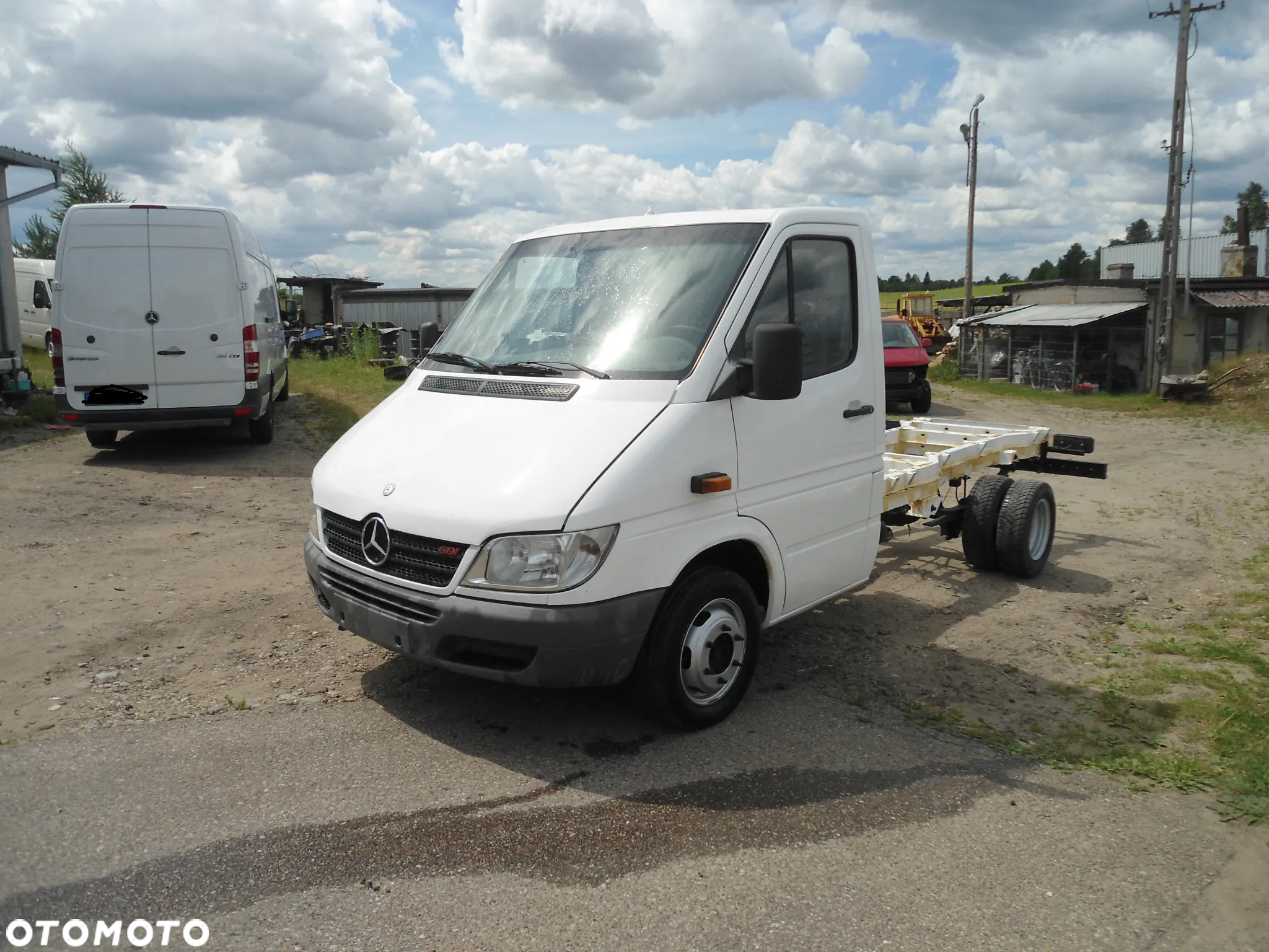 Mercedes-Benz Sprinter - 4