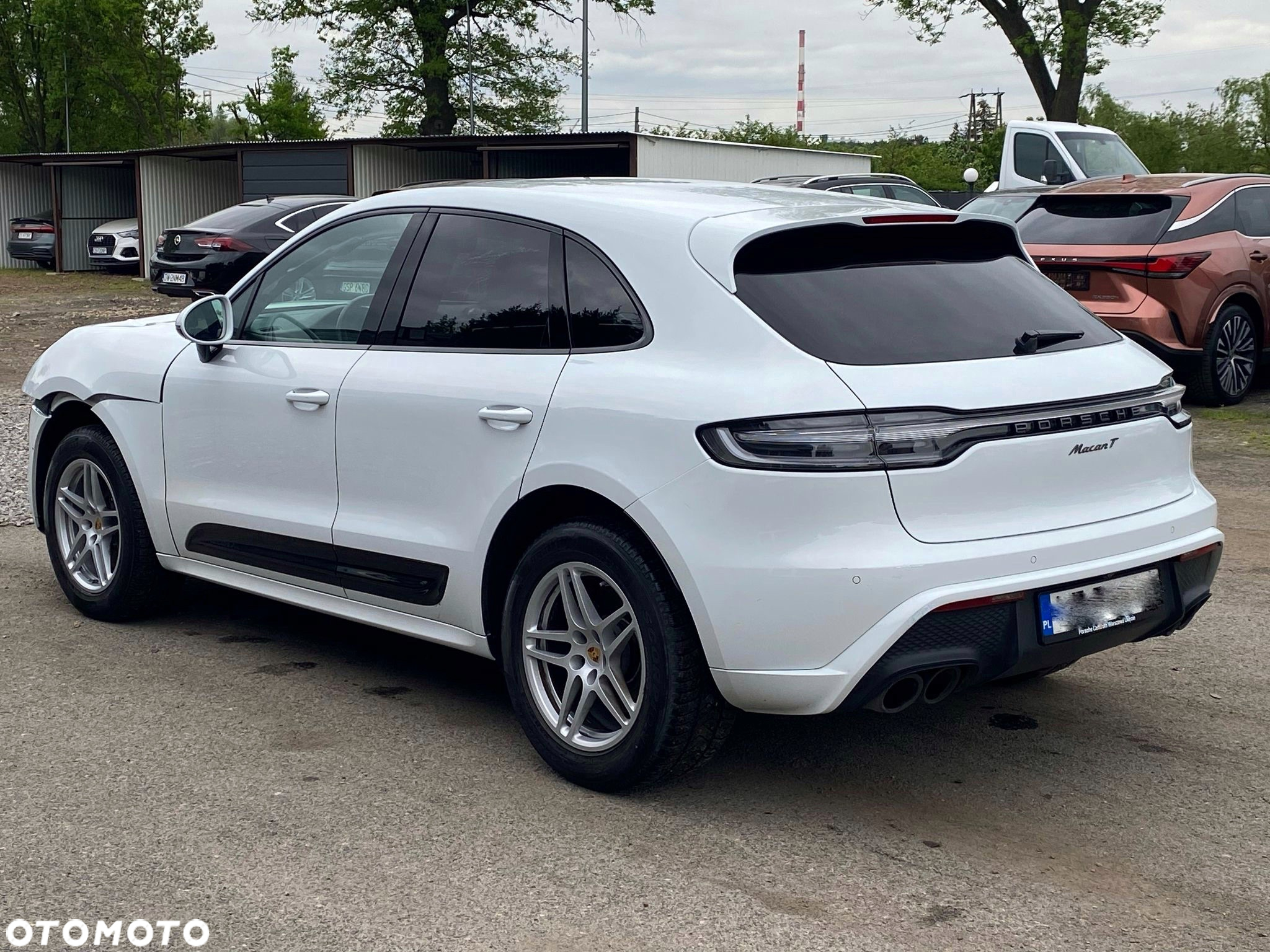 Porsche Macan T - 2