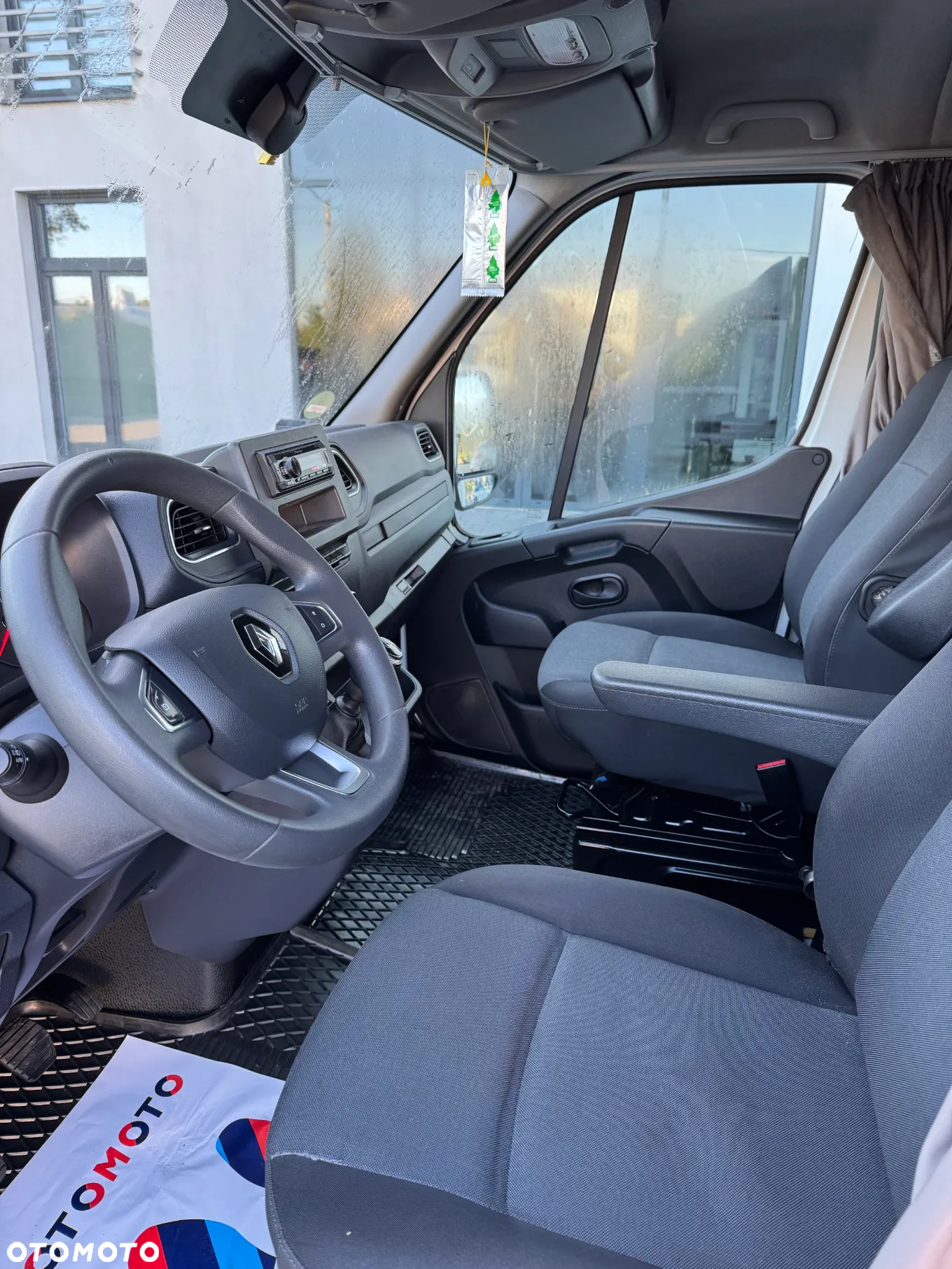 Renault Master - 10