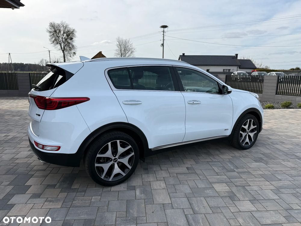 Kia Sportage 2,0 CRDI AWD GT Line - 10