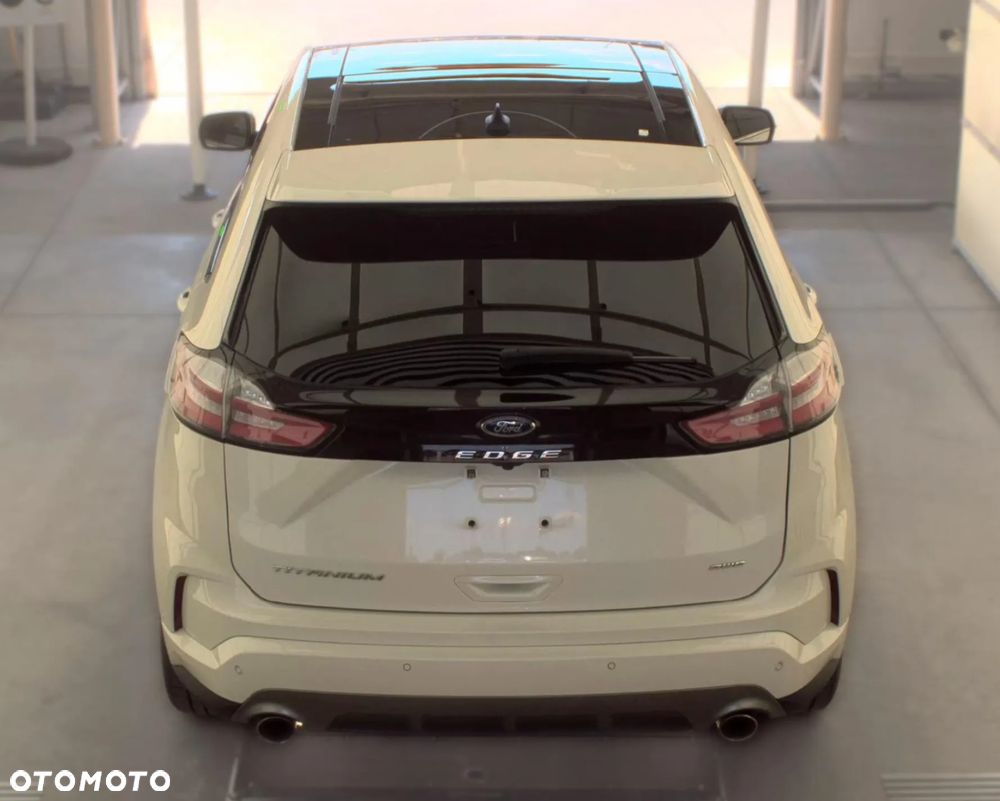 Ford Edge - 4